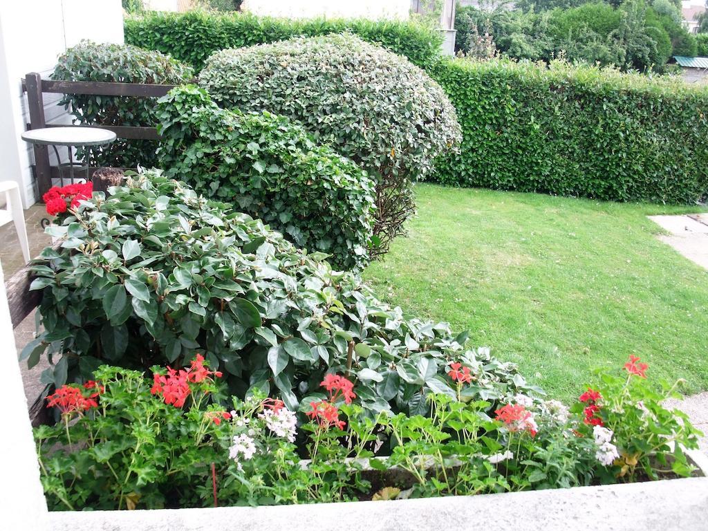 Hotel Des Biches Nuaille ภายนอก รูปภาพ